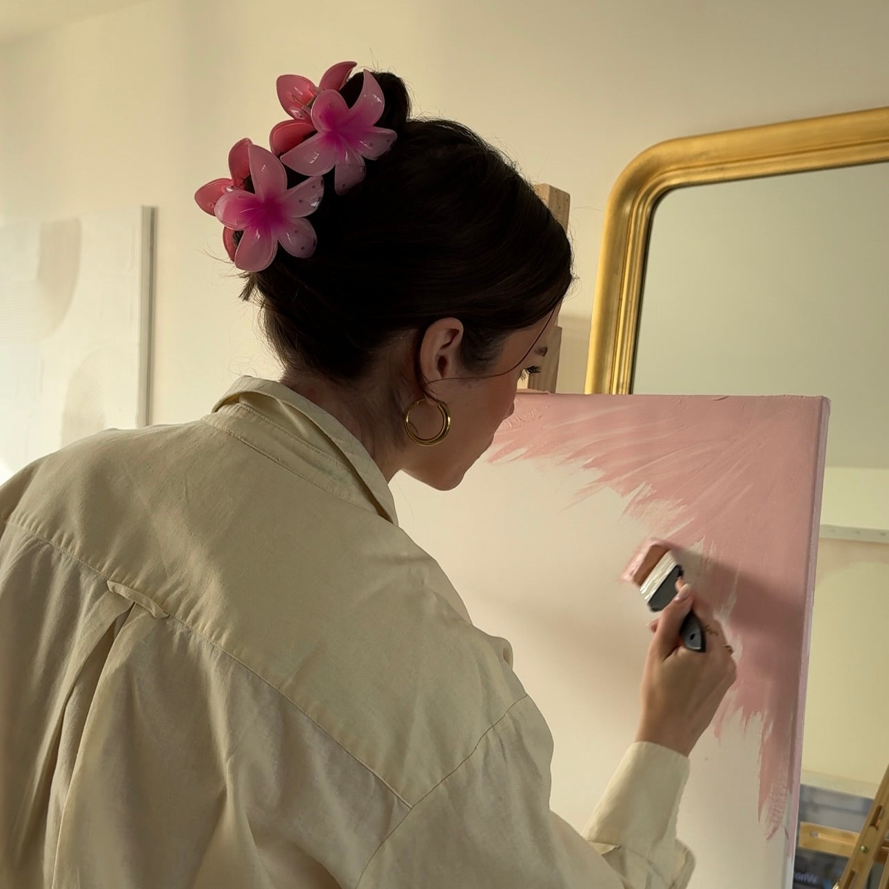 HIBISCUS HONEY CLAW CLIP PINK