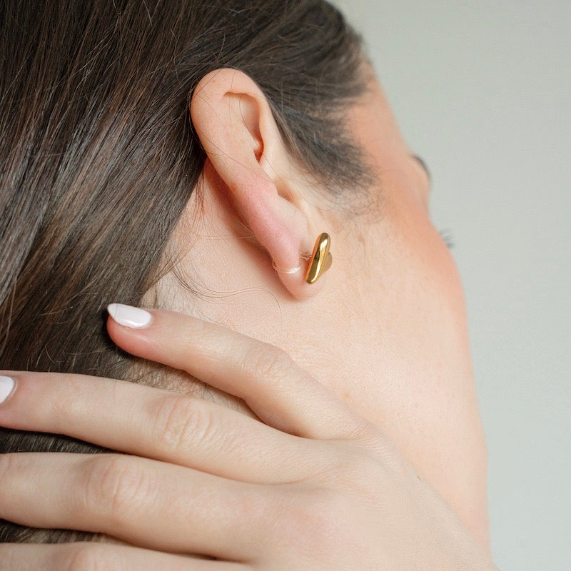 LOVEY DOVEY CLIP ON EARRINGS