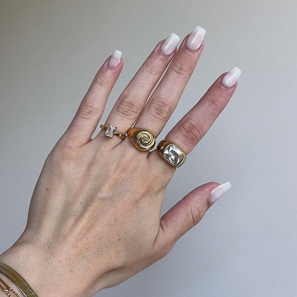 TIKI CHIC RING