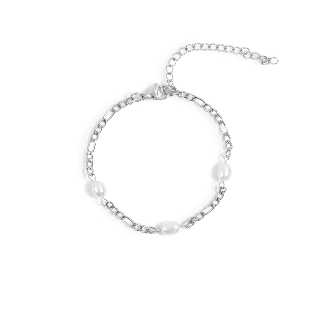 CHAINED TO PEARLS BRACELET
