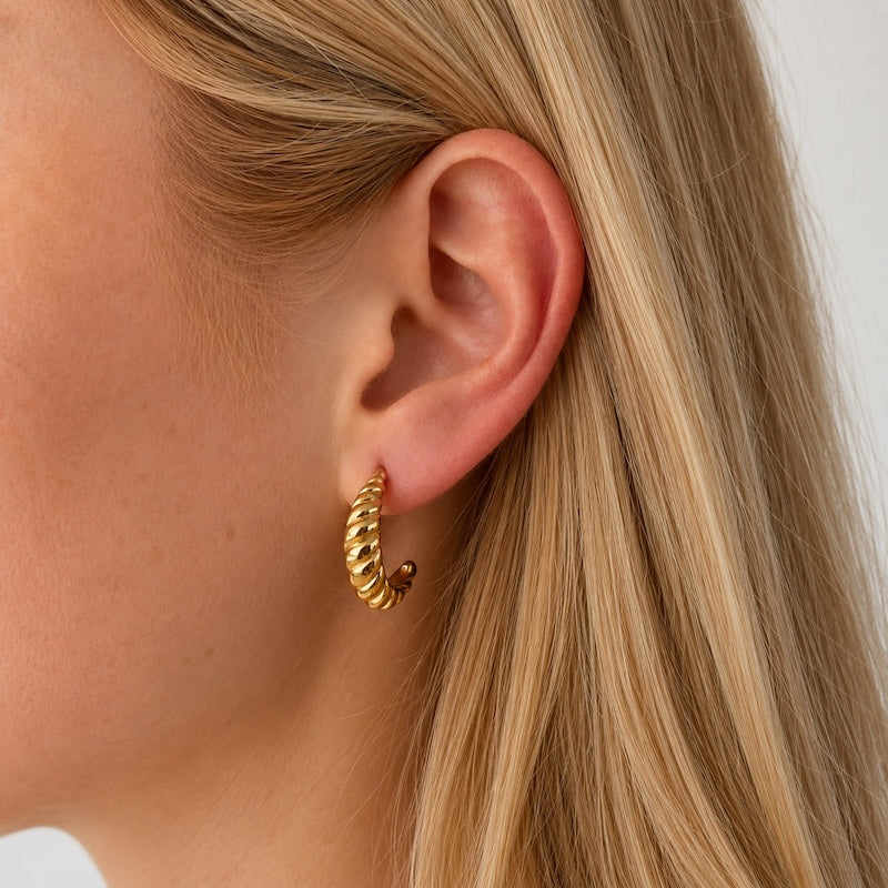 DIVA CLIP ON EARRINGS