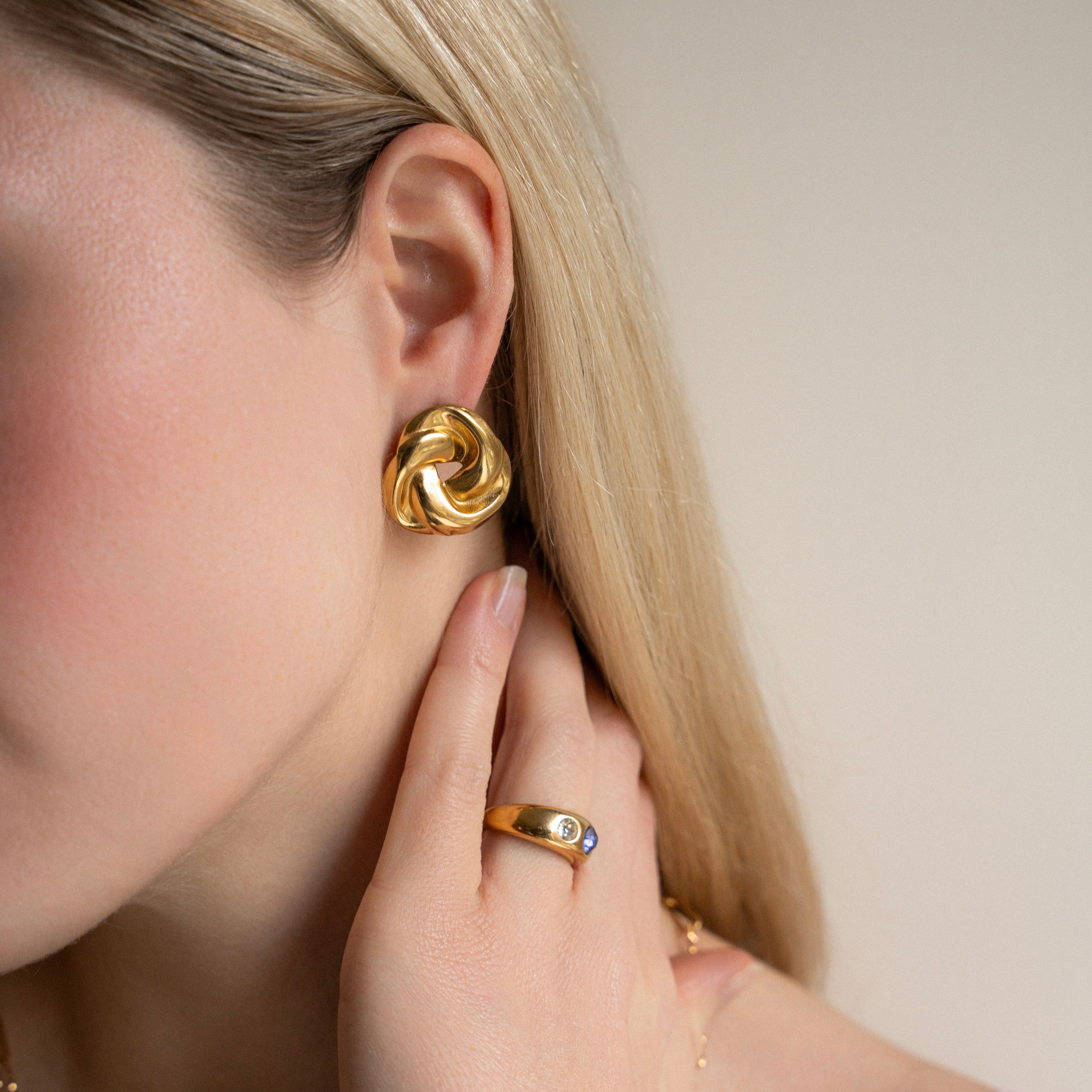 BUTTERY SAVAGE EARRINGS