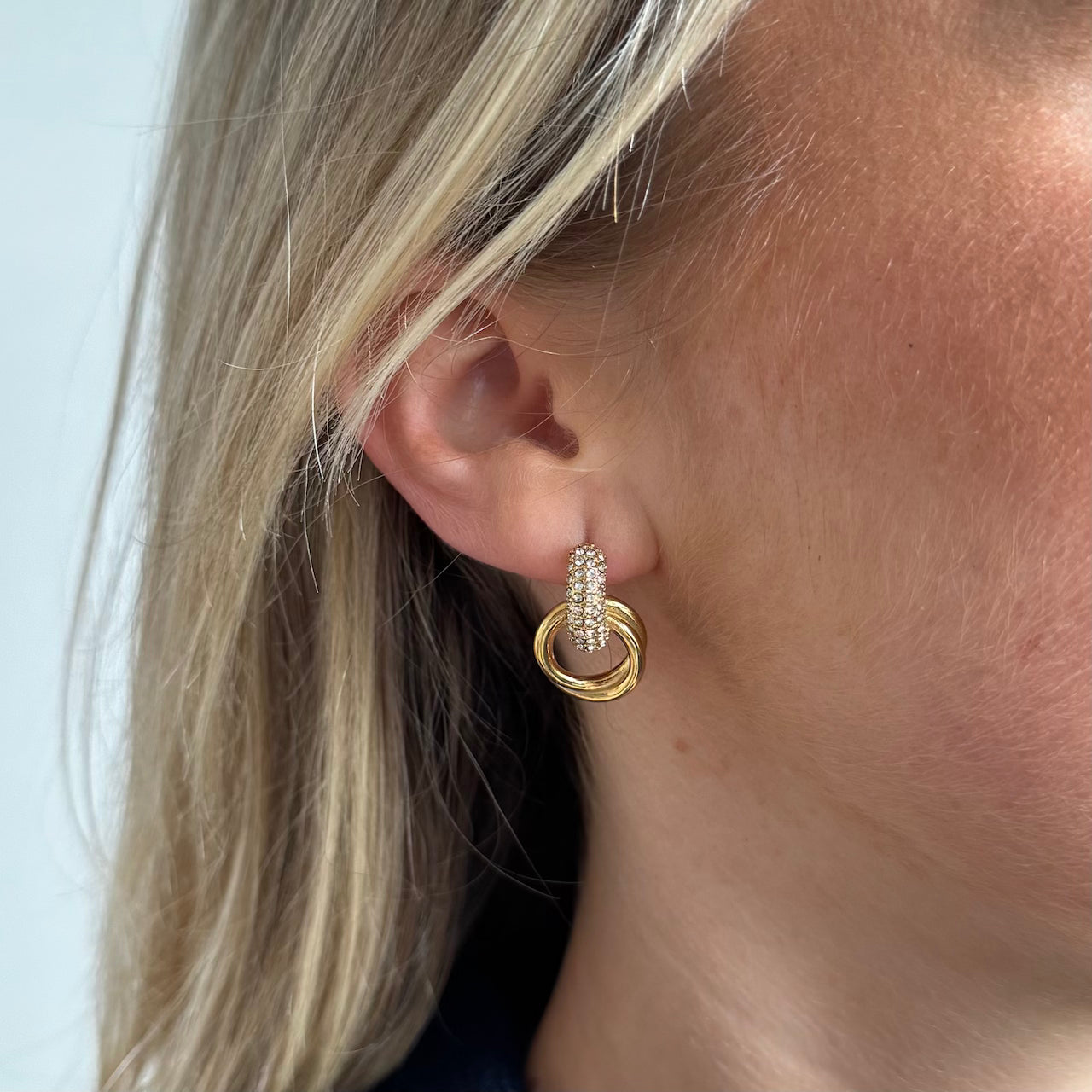 DISCO DARL CLIP ON EARRINGS